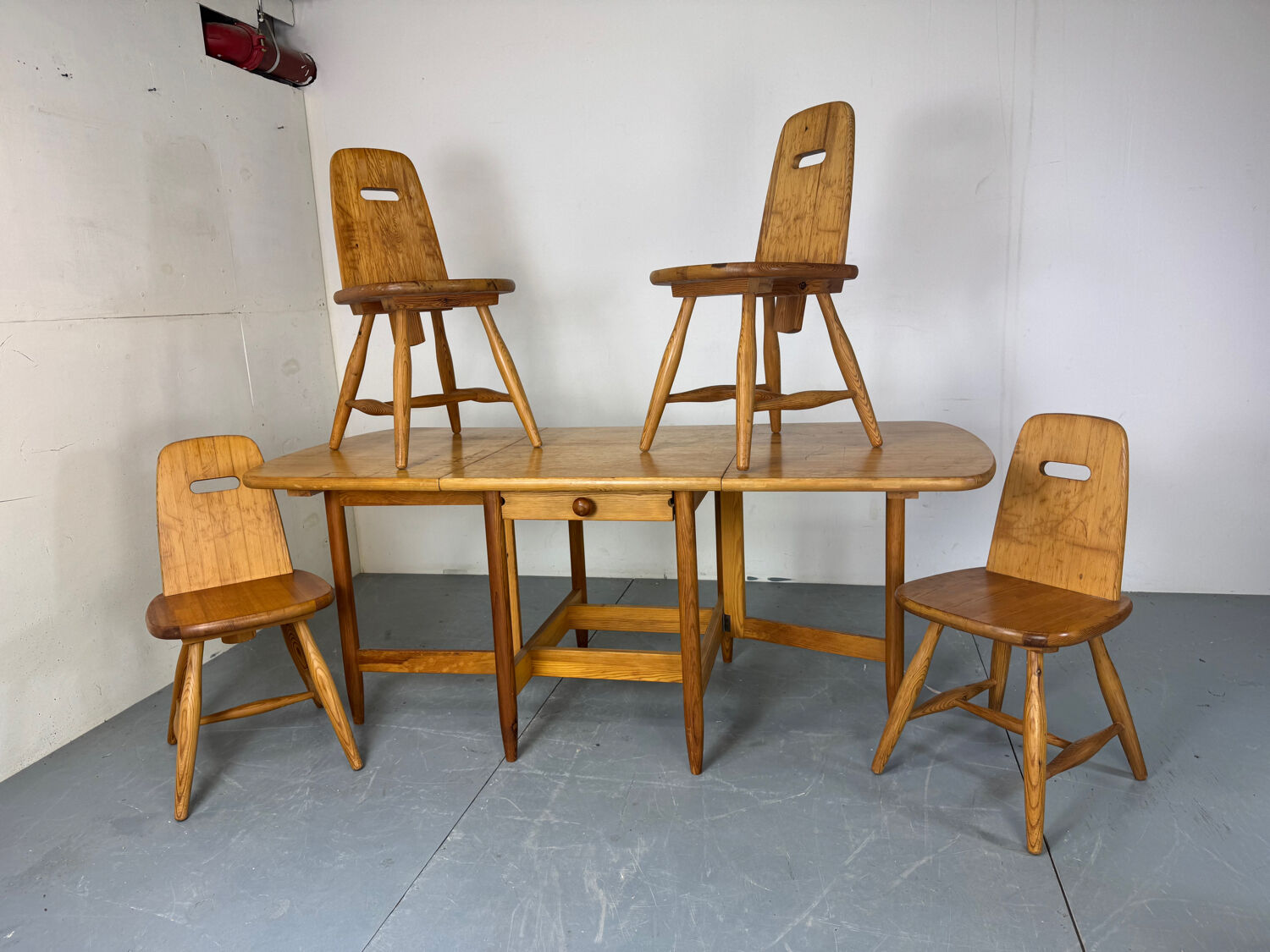 Vintage Scandinavian design dining set by Eero Aarnio for Laukaan.