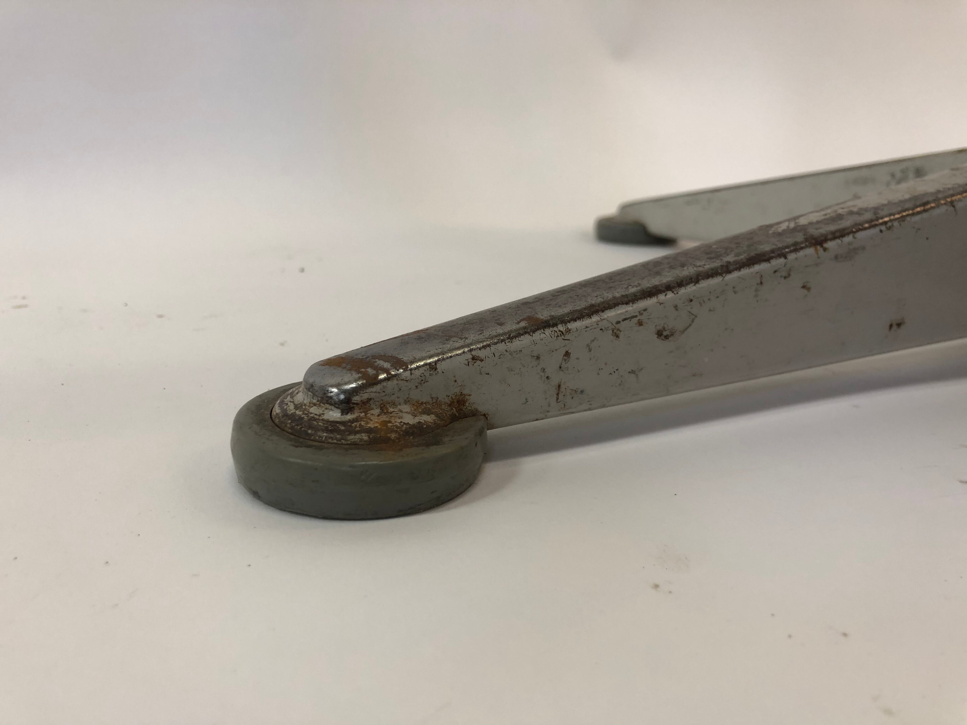 Vintage stool work tabouret by Friso Kramer Ahrend de Cirkel