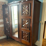 Armoire style Louis XIii