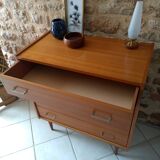 Vintage chest of drawers