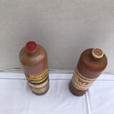 Paire ancienne bouteille grès marron avec étiquettes origine vintage