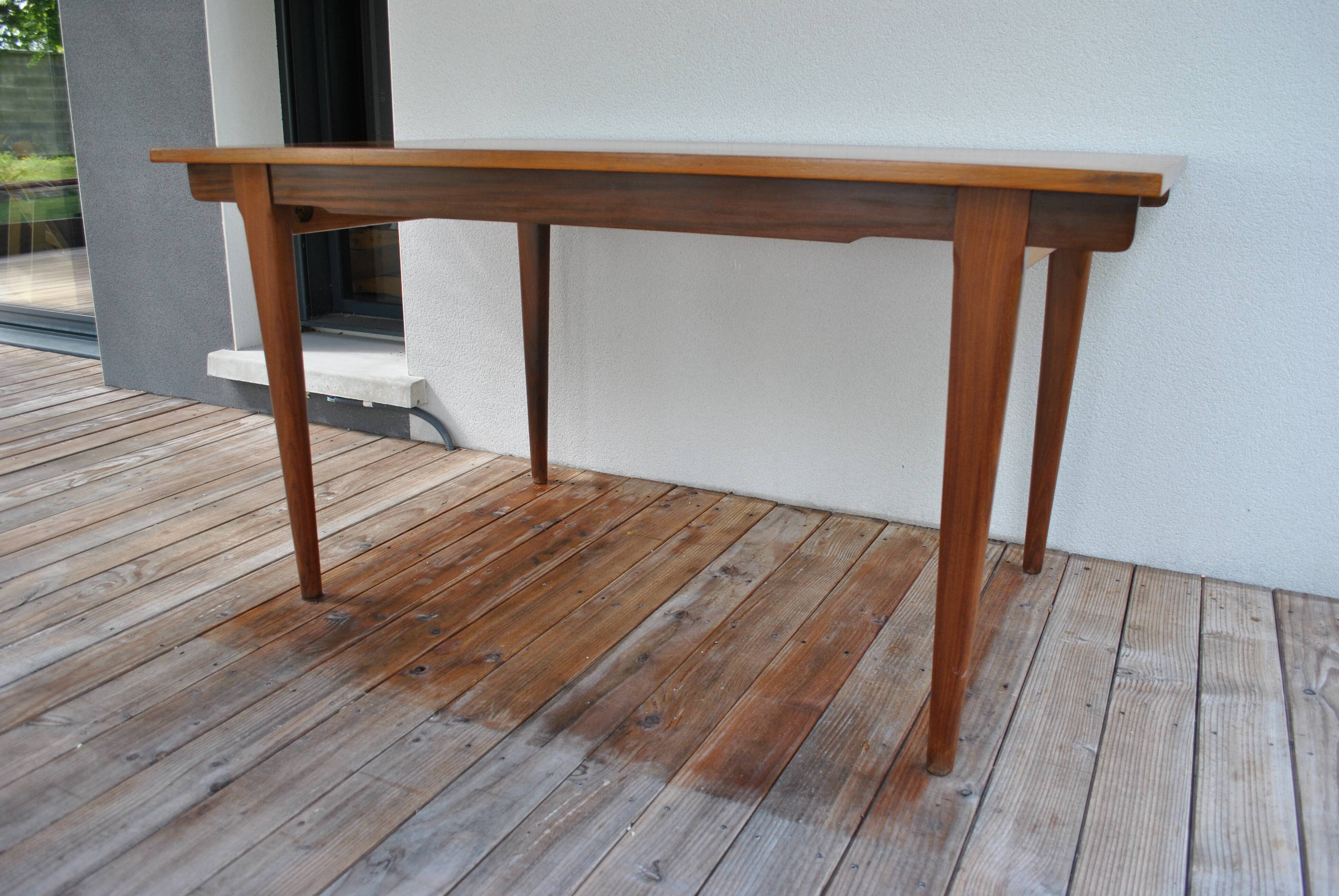 Table à manger scandinave en teck 1960