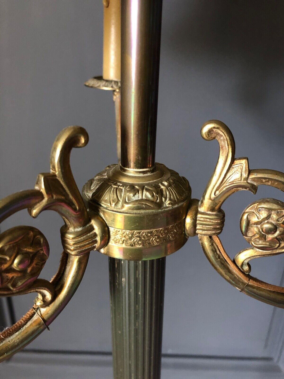 Bronze floor lamp 3 lights 1960 empire style feet claws