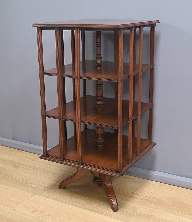 Large Revolving Bookcase in Solid Mahogany – Late 19th Century