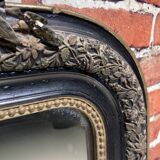 Mirror with moldings