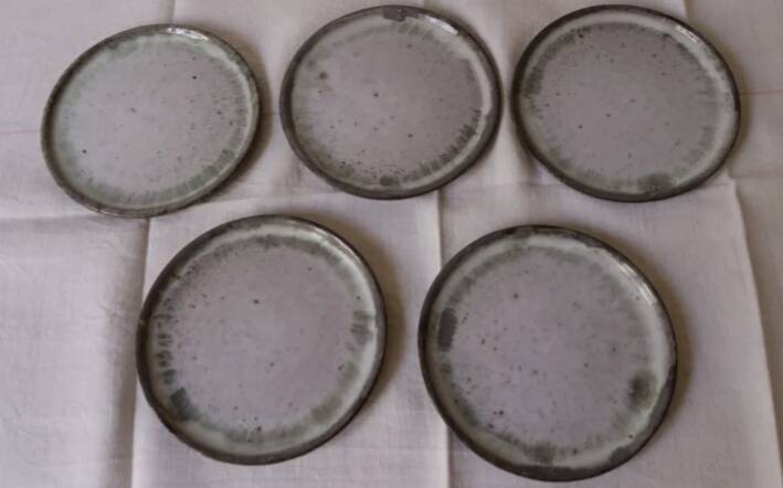 Set of 5 bluish gray enamelled stoneware dessert plates