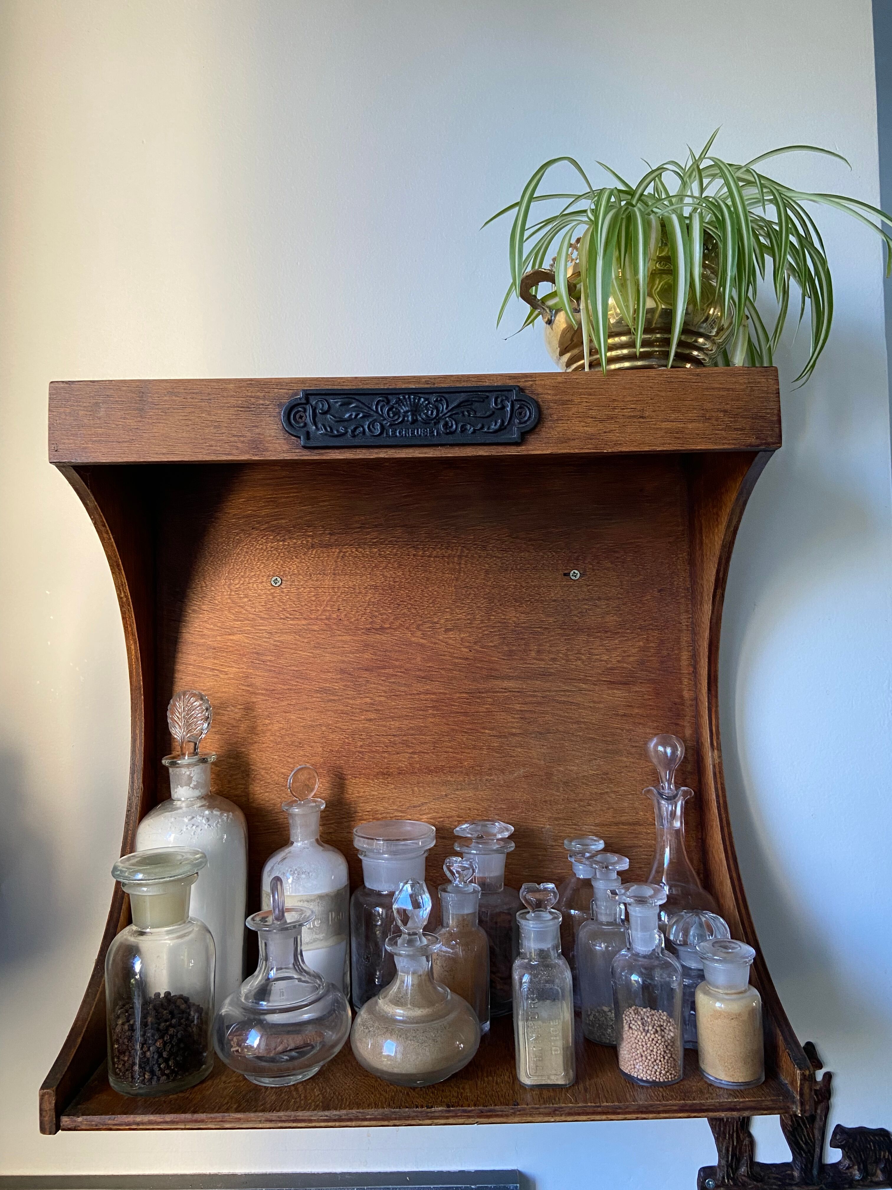 Wall shelf Le Creuset vintage