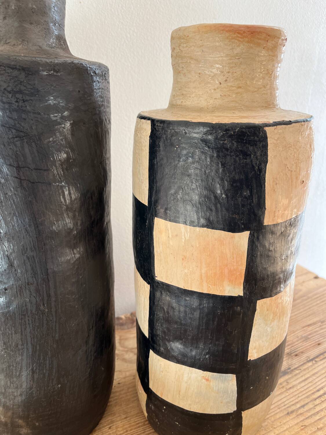 Sejnane terracotta vase