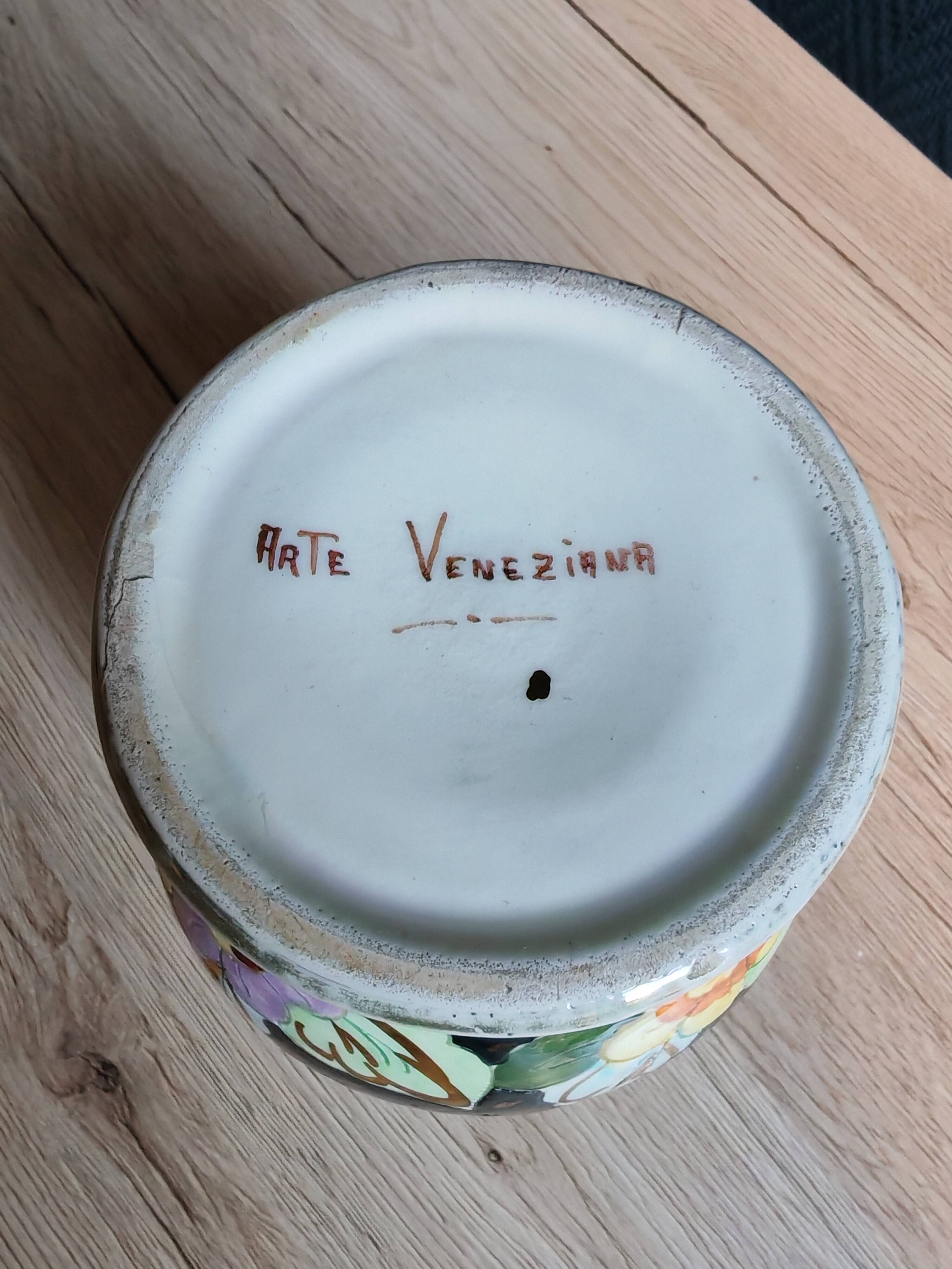 Vintage Ceramic Vase Arte Veneziana, Hand-Painted Flower Decor