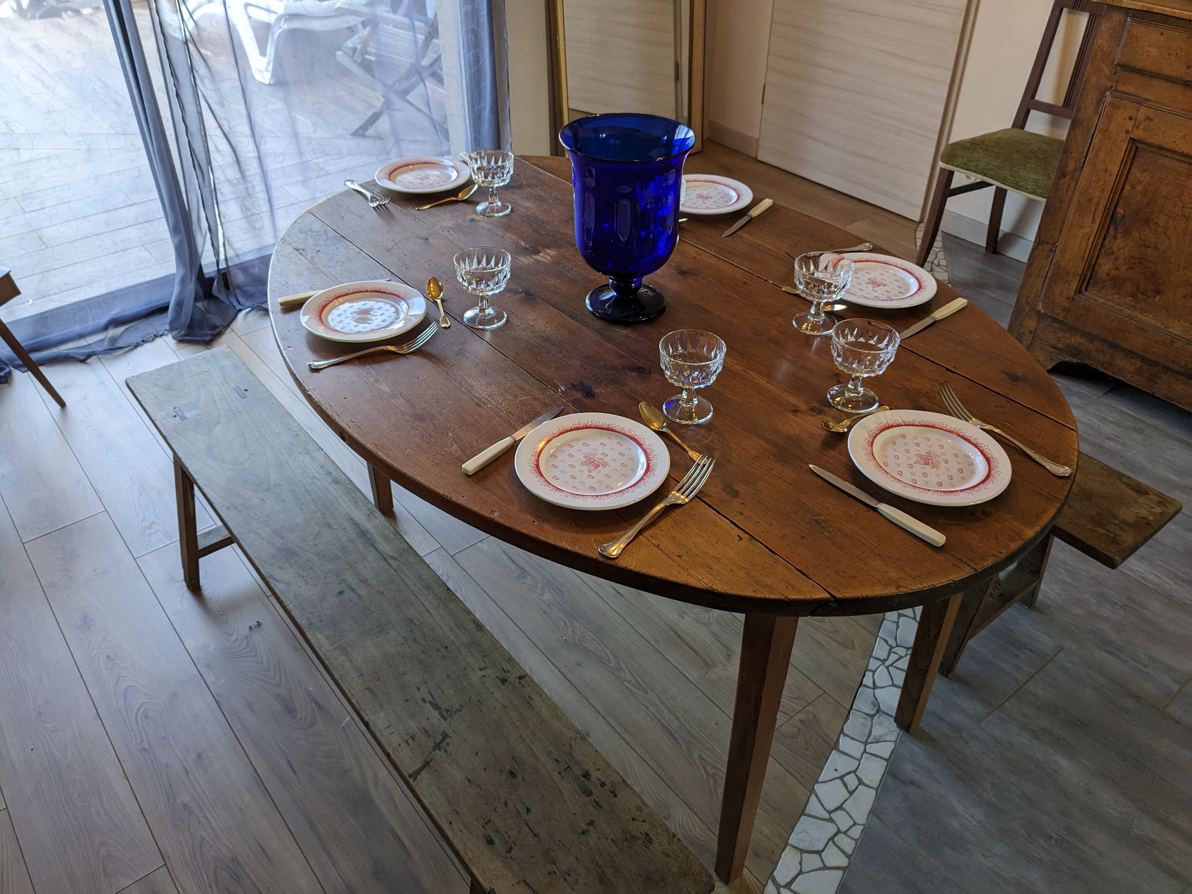 Oval solid wood farmhouse table