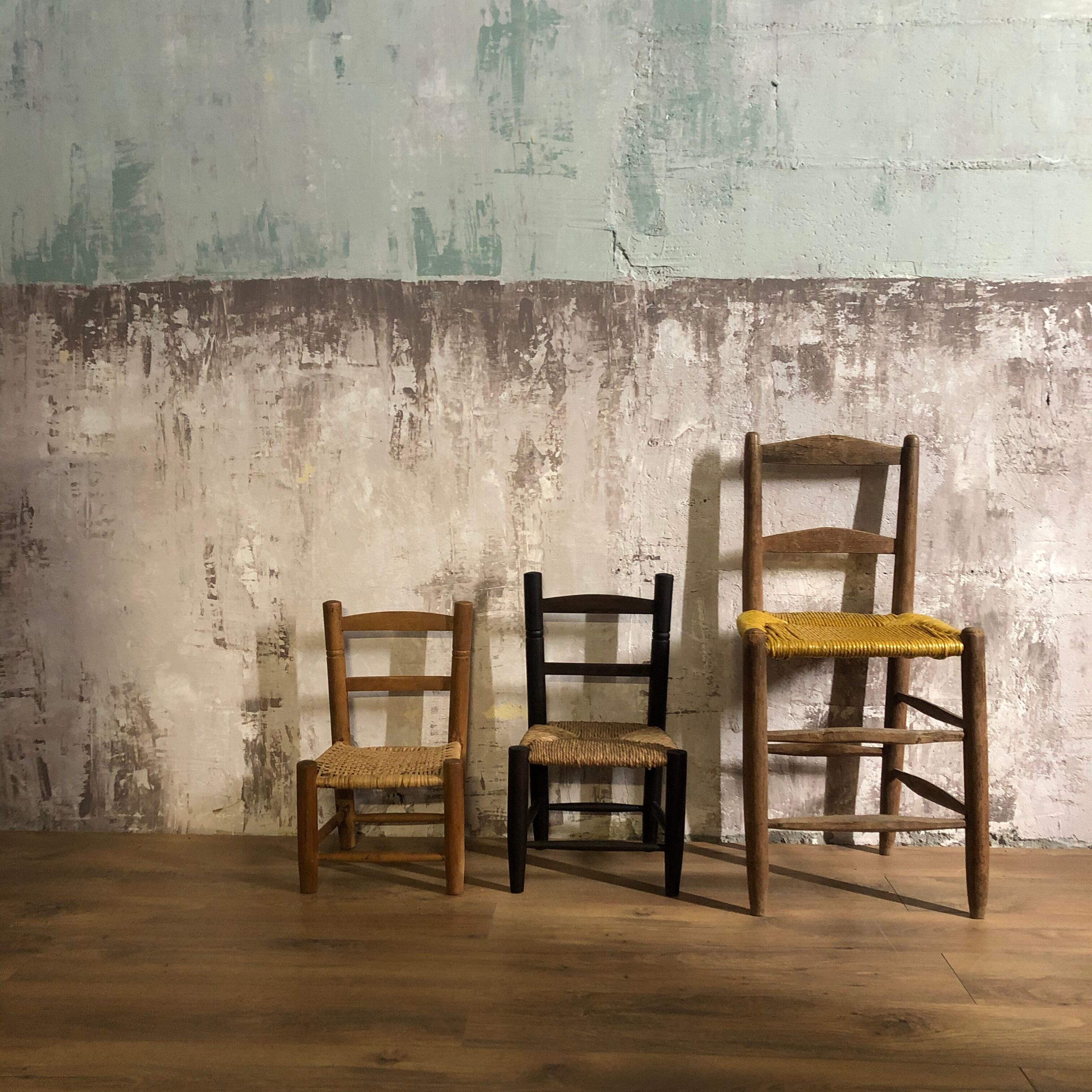 Small vintage children's chair - wood and rattan sluice