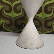 "Diabolo" planter in fibreglass by Willy Guhl for Eternit 1950