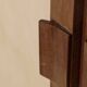 Meuble en bois à deux portes des années 1960, recouvert de tissu, de style italien.