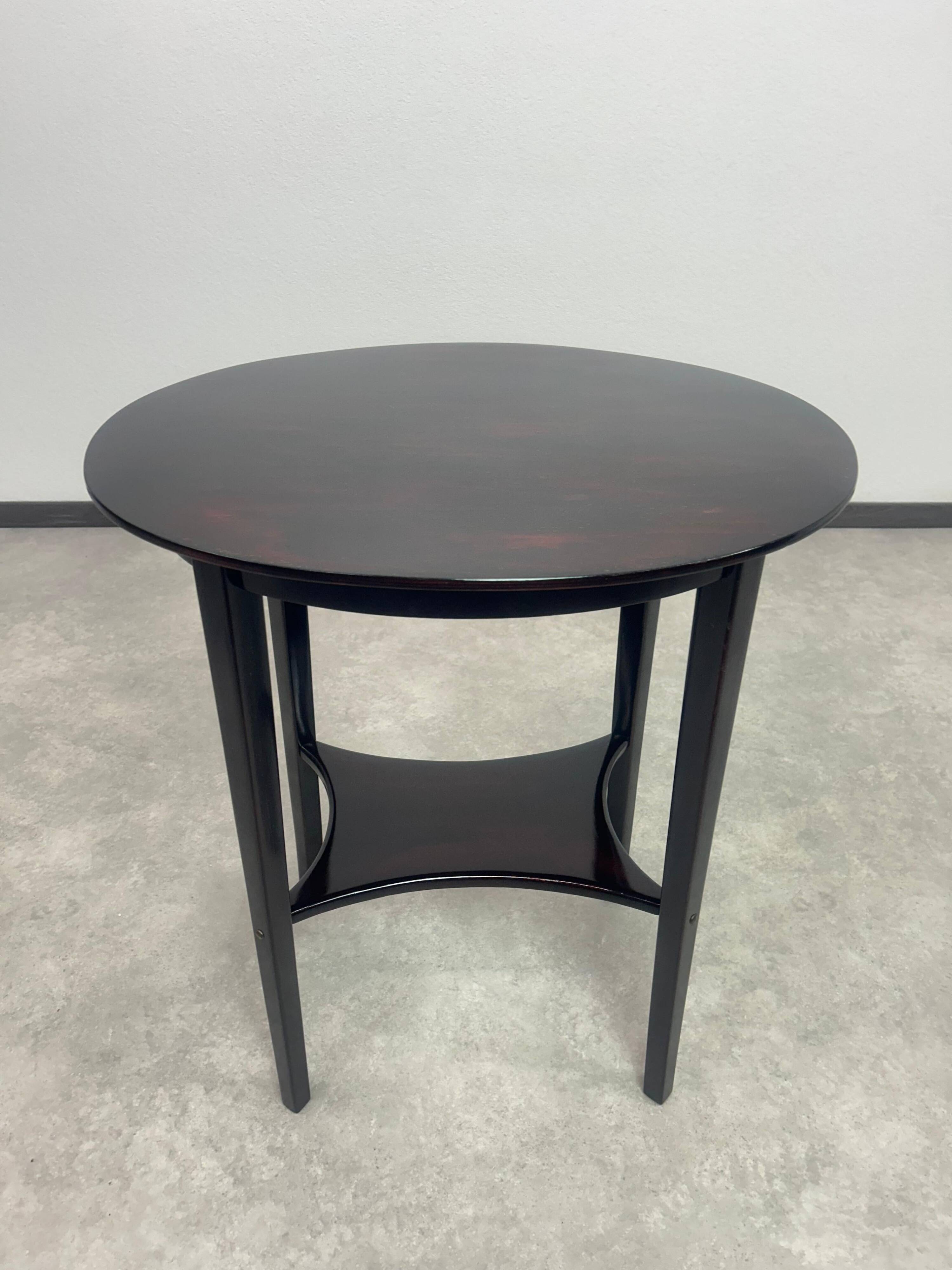 Side table Secession by Thonet