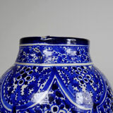 Large Moroccan vase/jar from Fès, handcrafted ceramic Khabia, 19th-20th century, cobalt.