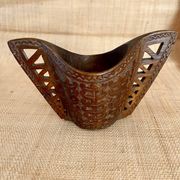 Vase de mariage sculpté, 1967