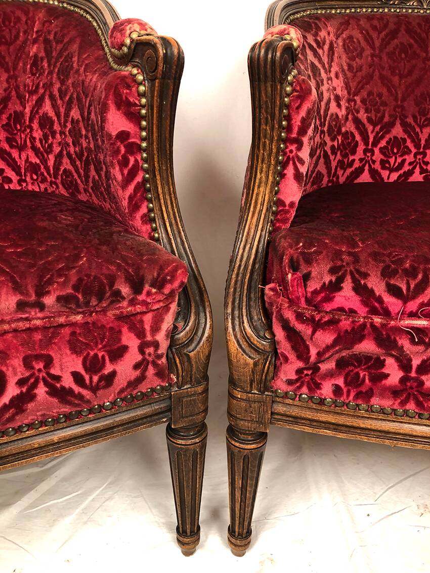 Pair of Transition period armchairs, trimmed with burgundy velvet
