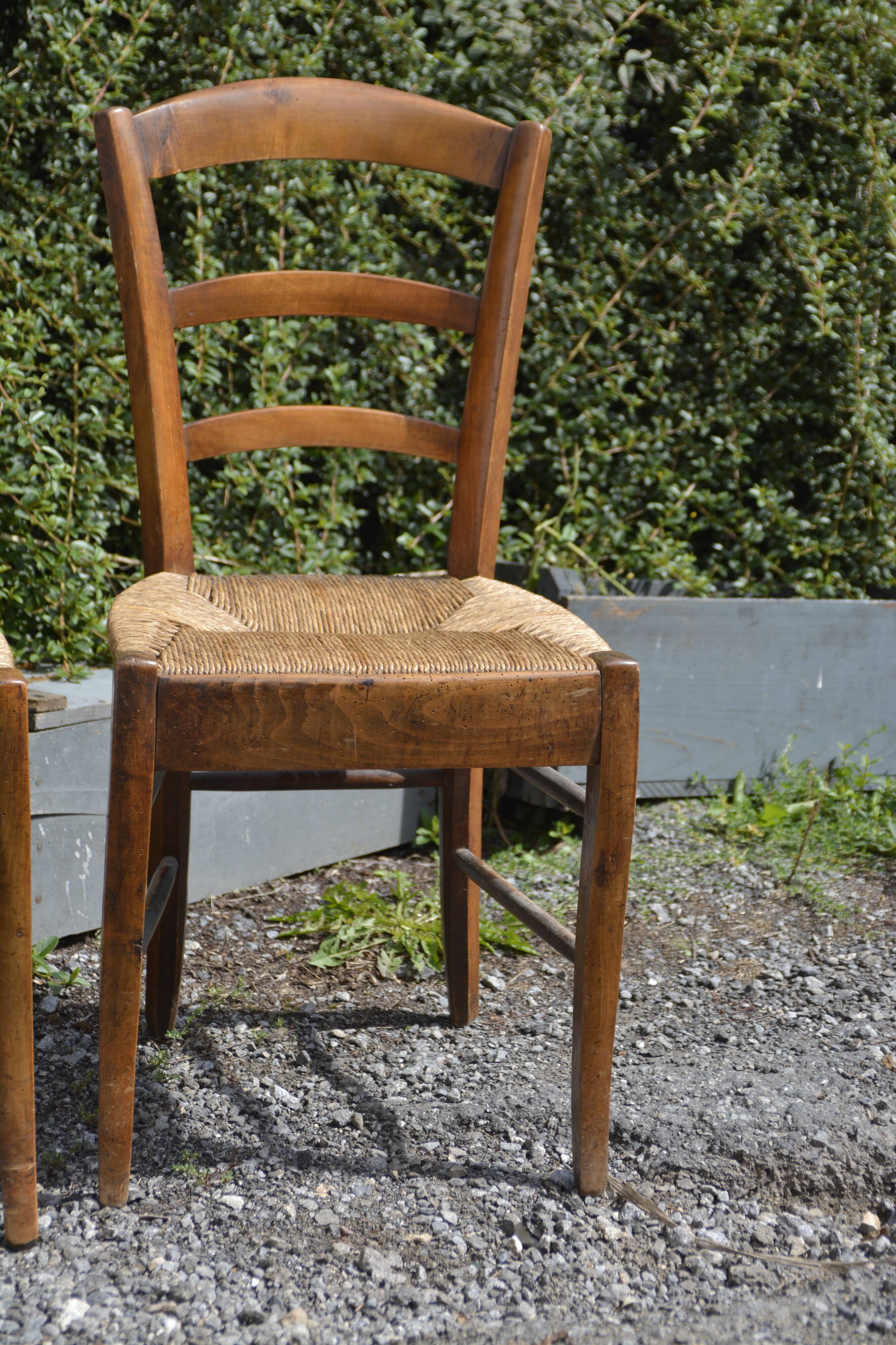 Mulched wooden chairs