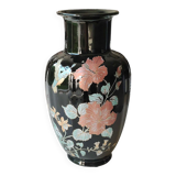 Asian baluster vase, with undulations. ceramic. floral motifs, exotic bird. exclusive décor. high 26 cm