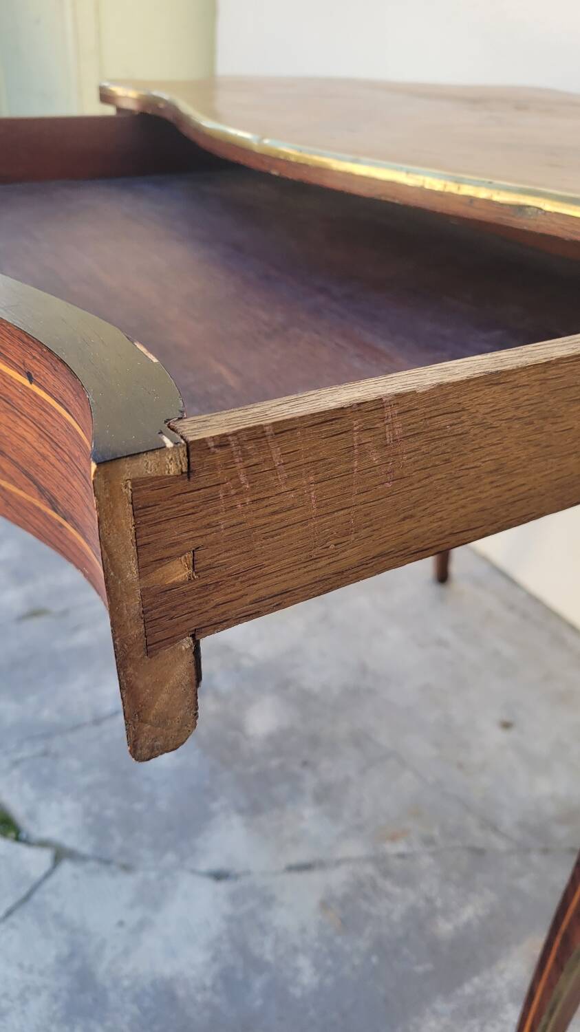 Napoleon III violin-shaped middle desk table 19th in marquetry