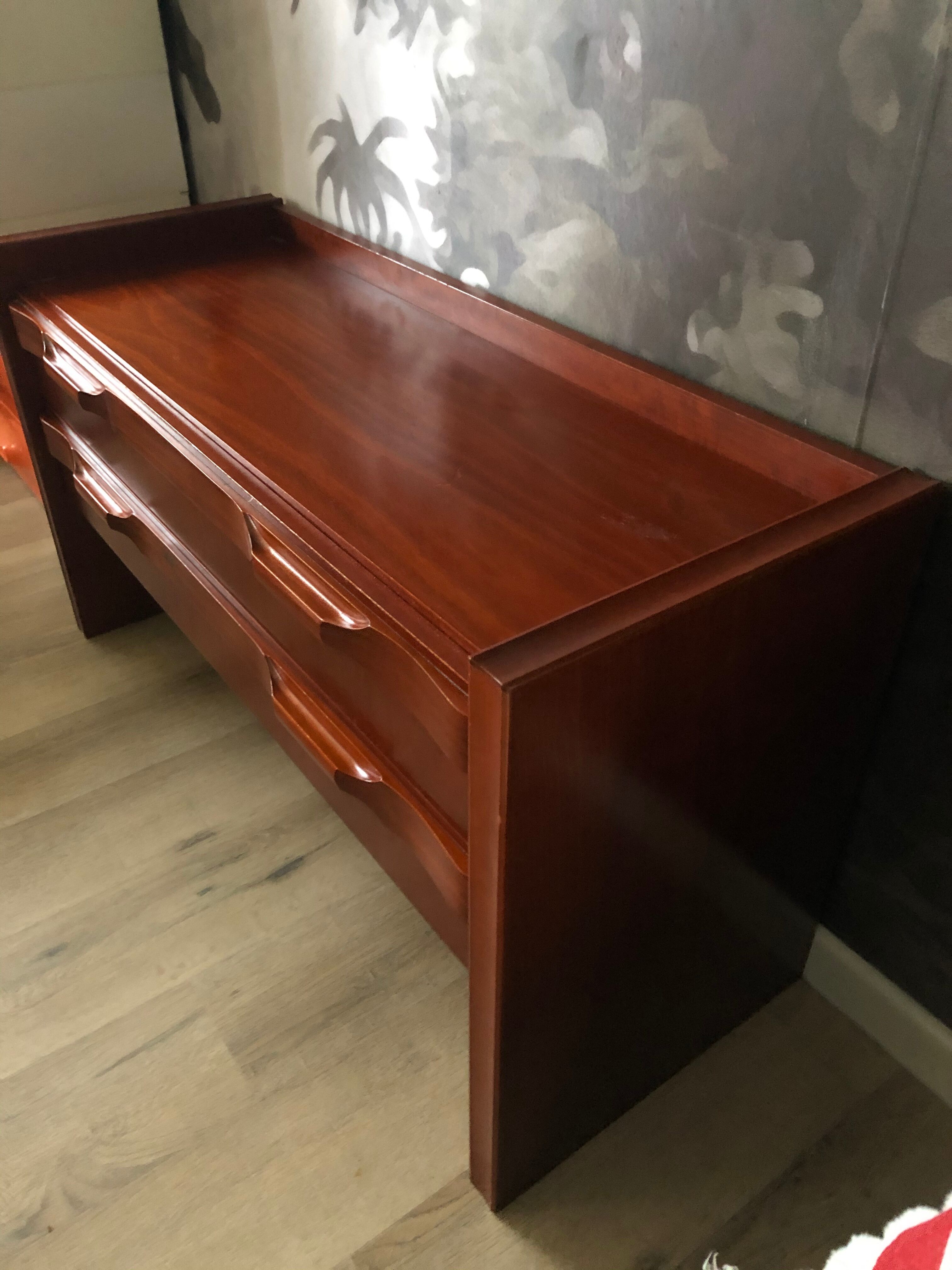 Dresser of the 70s