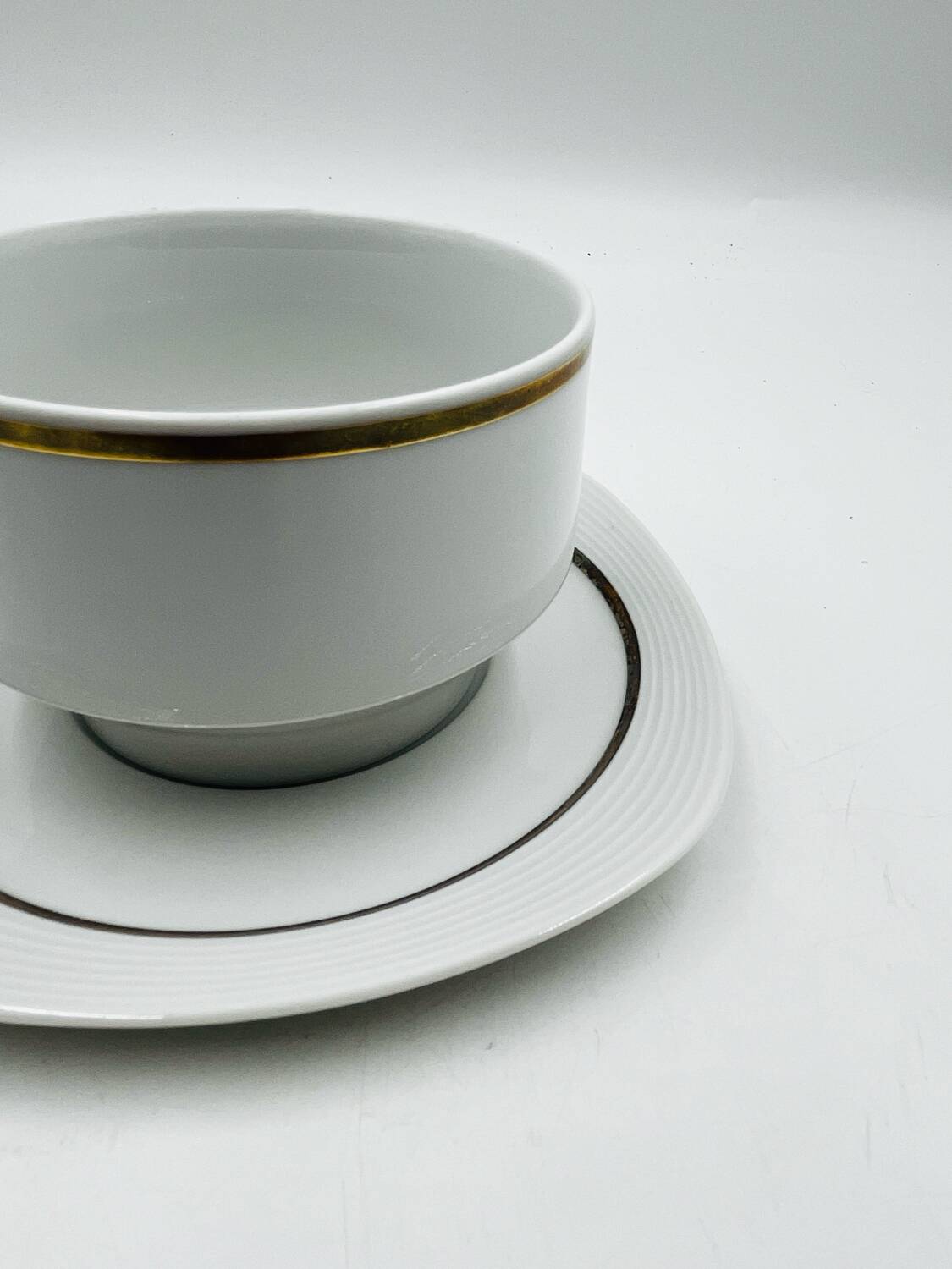 Arzberg gold thread sauce boat