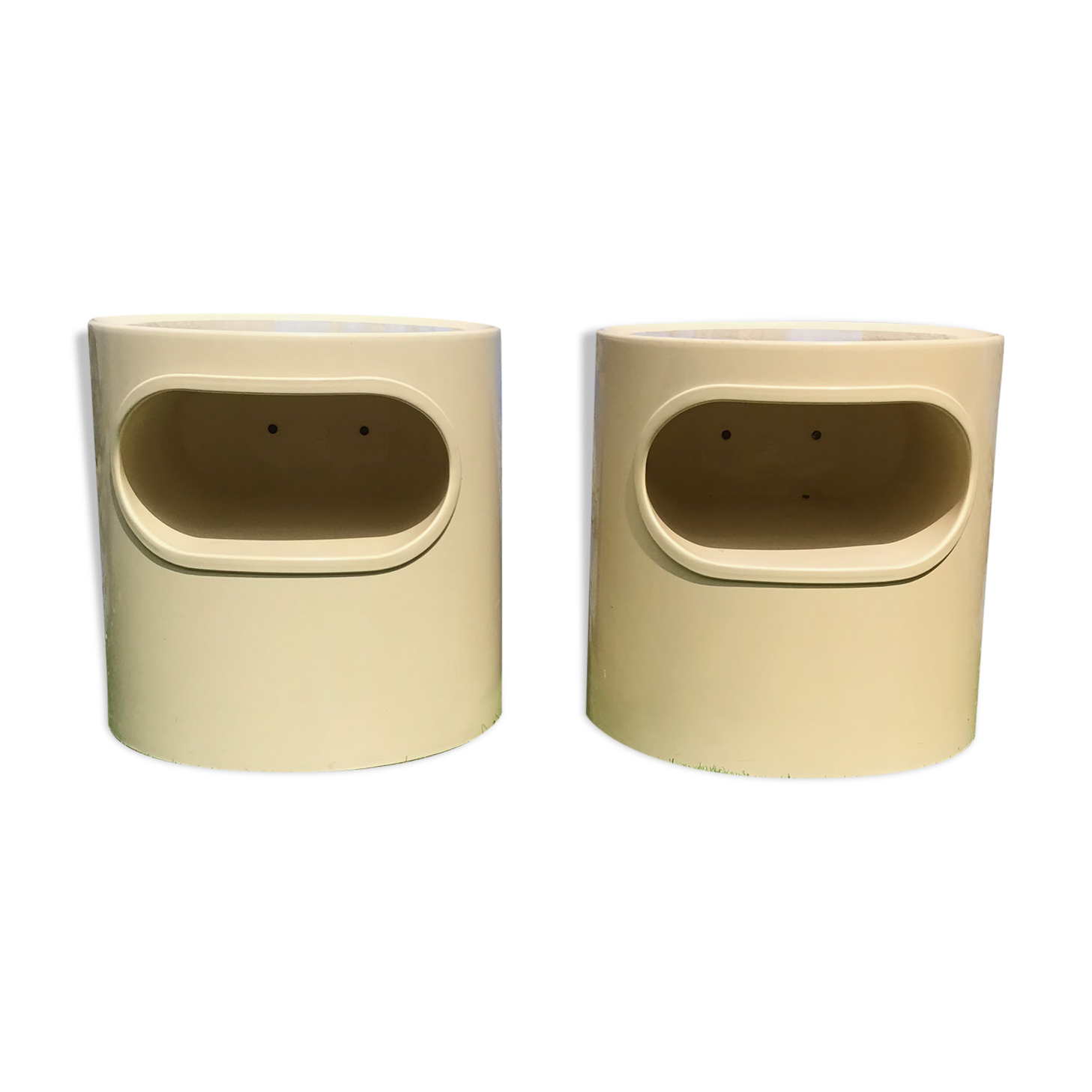 Pair of Giano Vano bedside tables by Emma Gismondi Schweinberger for Artemide