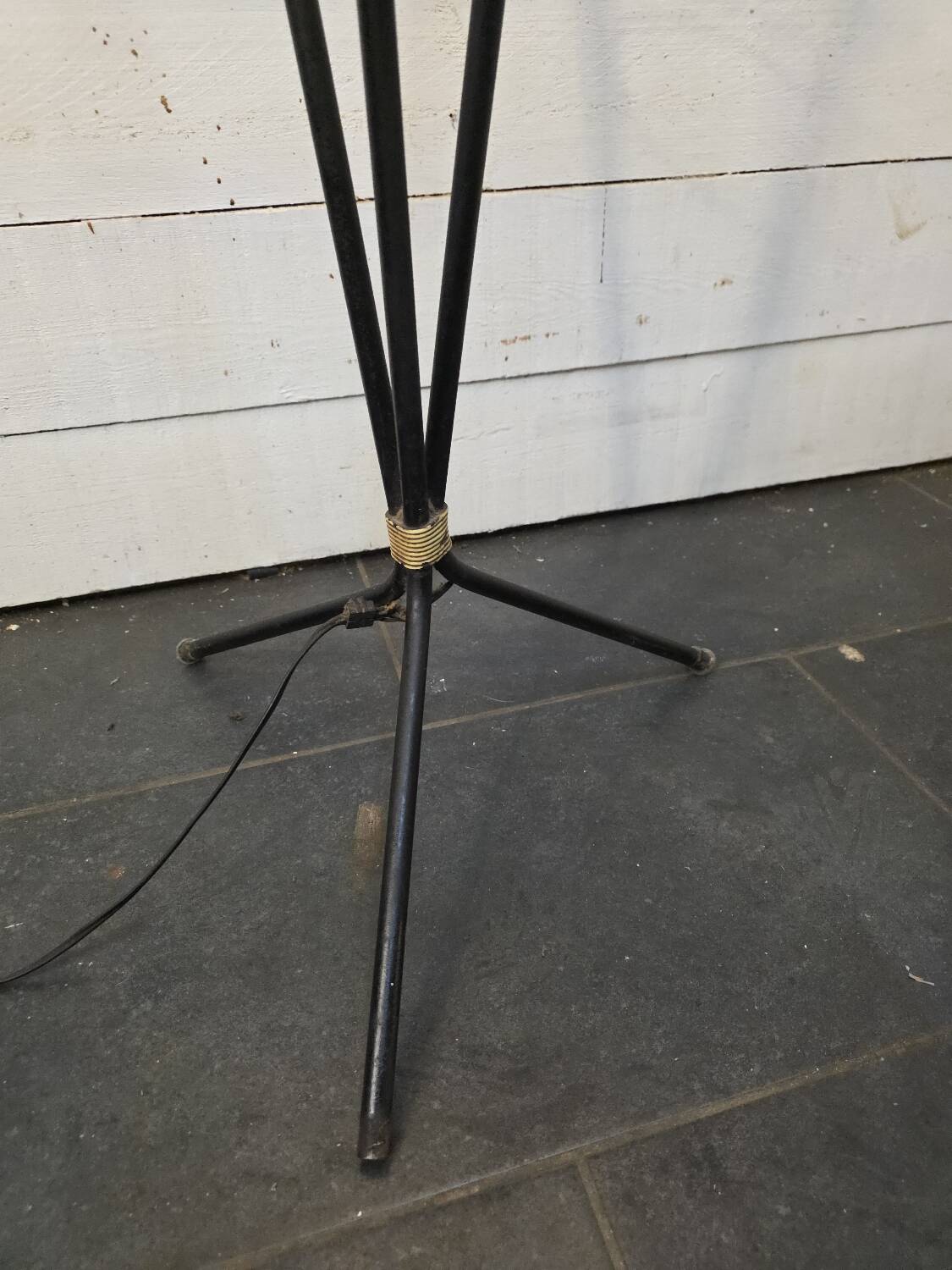 1960s tripod floor lamp, 3 lights