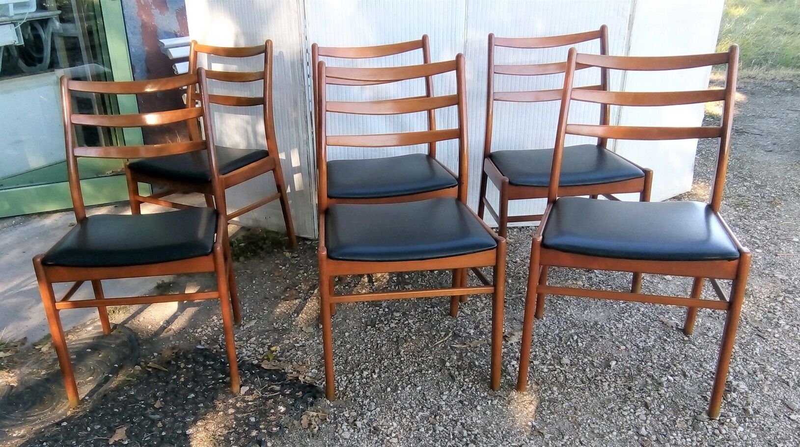 set of 6 vintage Scandinavian chairs
