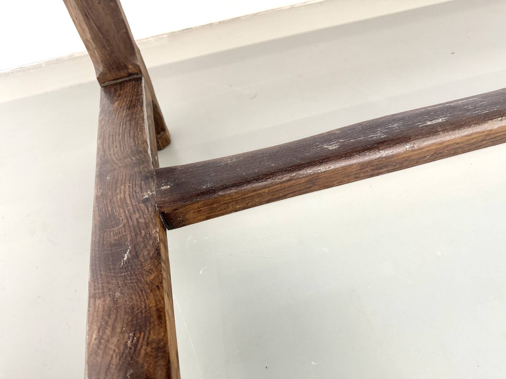 Authentic French farmhouse table from 1890 in solid oak with two drawers.