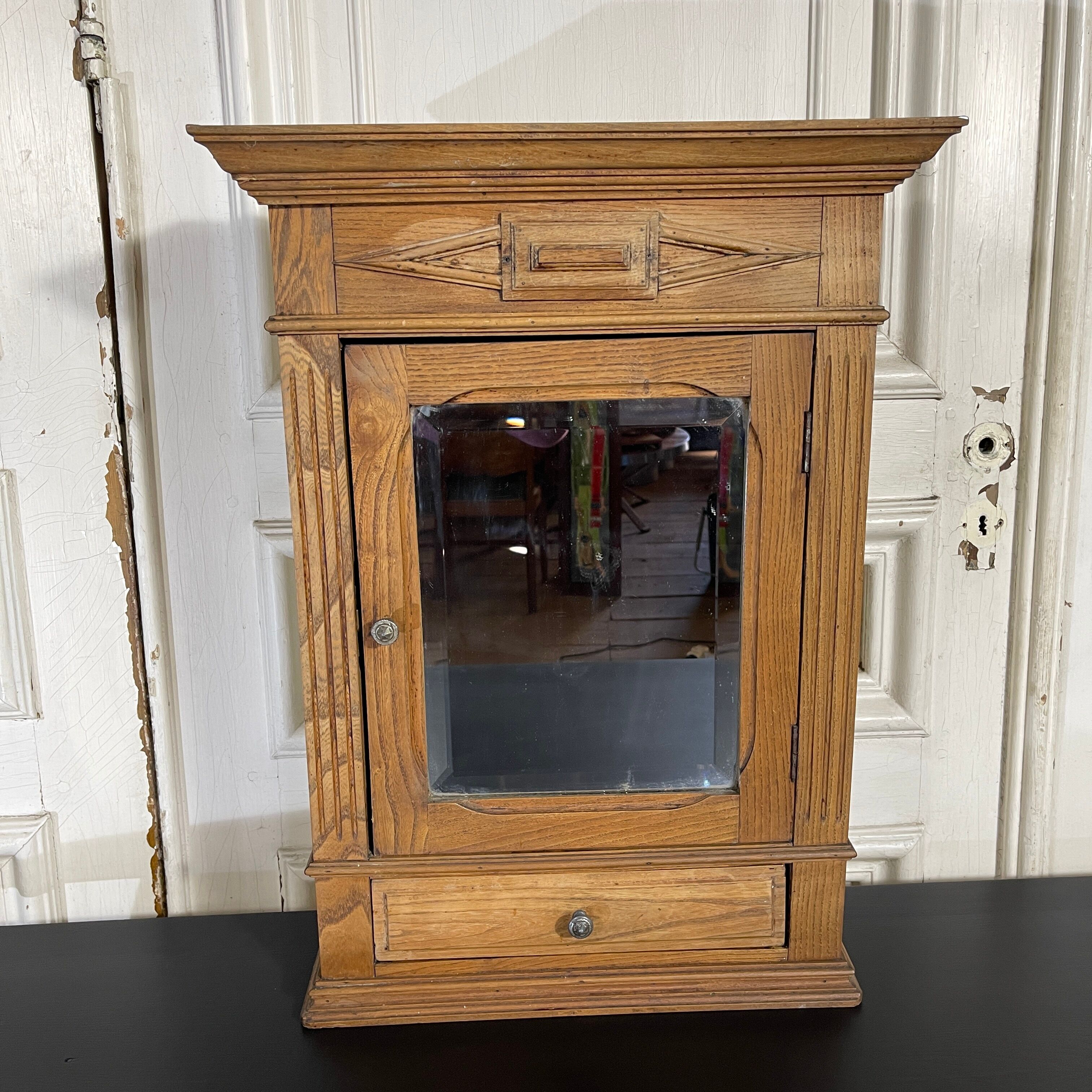 Medicine cabinet