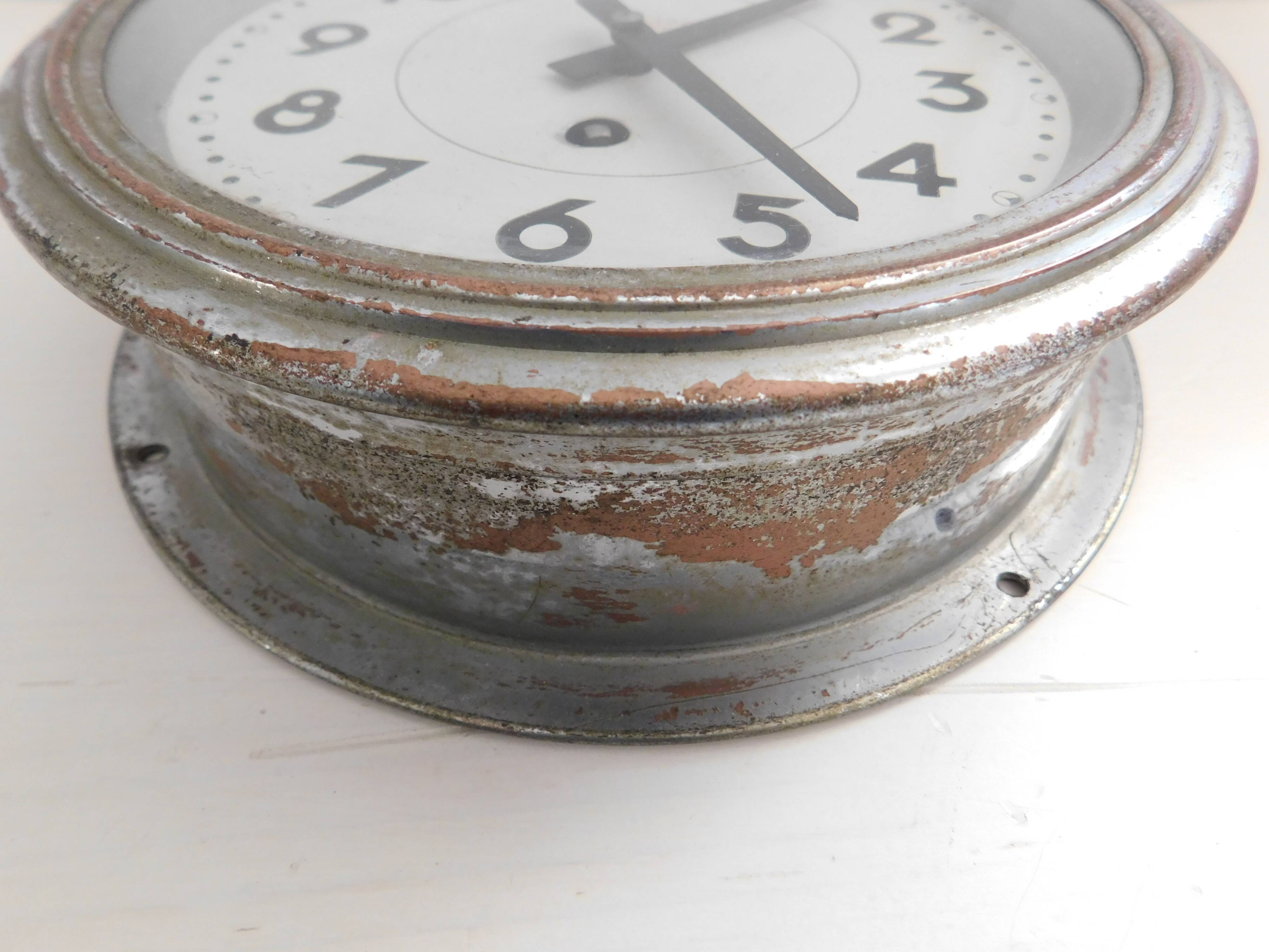 Horloge industrielle
