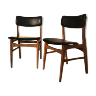 Pair of modernist Scandinavian chairs from the 1960s