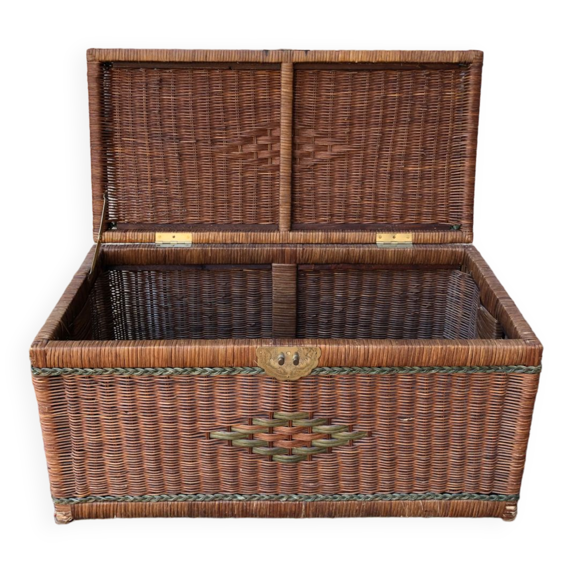 Vintage wicker chest