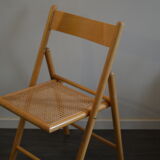 Chaise pliante cannée