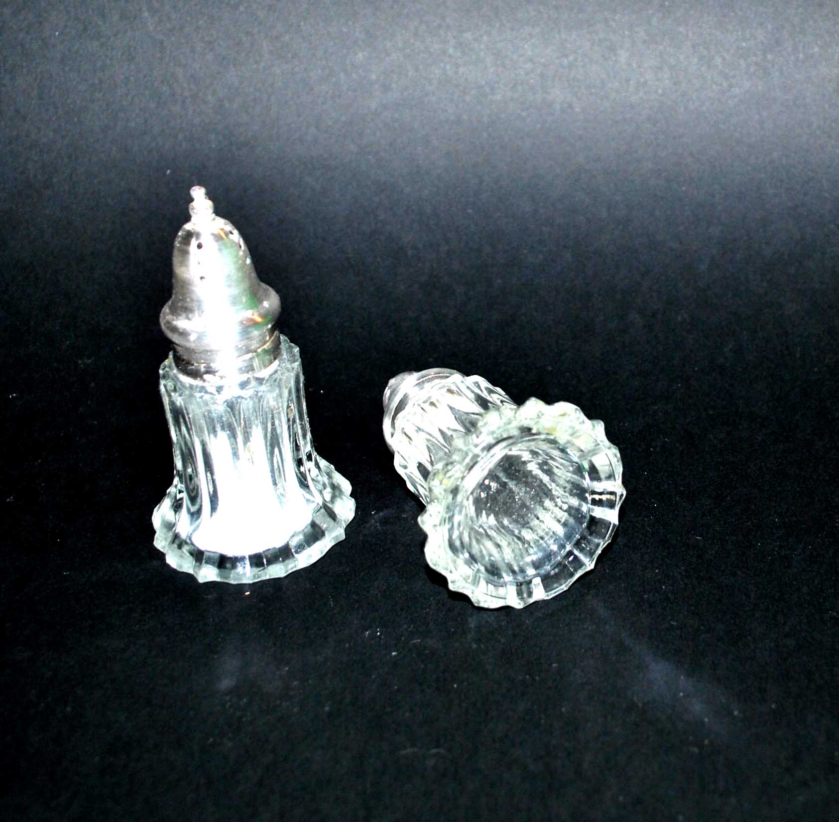 Vintage molded glass and silver metal salt shakers - salt pepper BISTROT