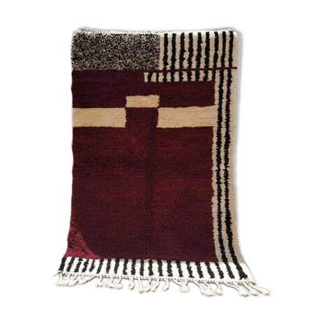 Tapis beni ouraine marocain traditionnel artisanal à motifs colorés