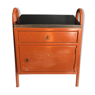 Metal bedside