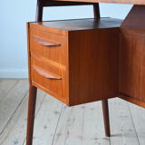 Danish teak floating desk by Gunner Nielsen for Tibergaard, 1960