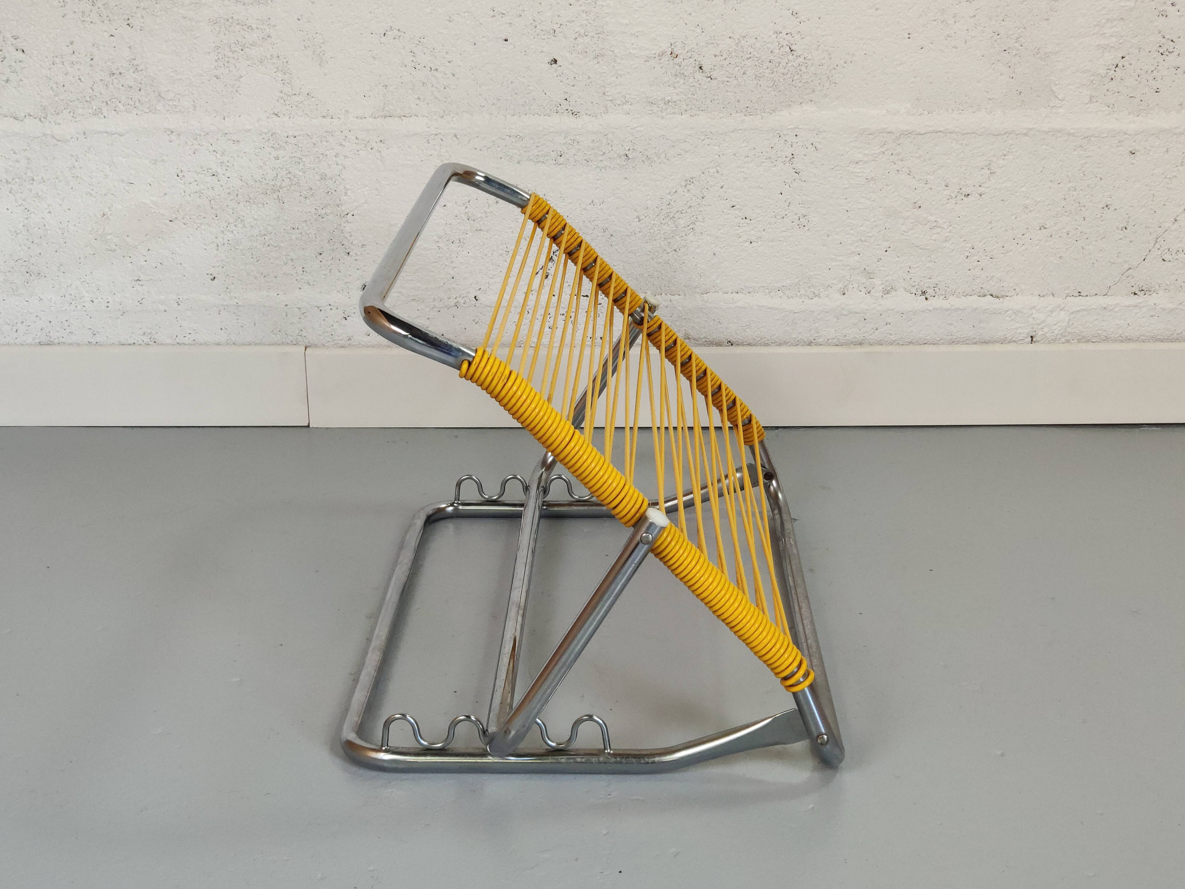 Yellow scoubidou head rest and vintage chrome metal