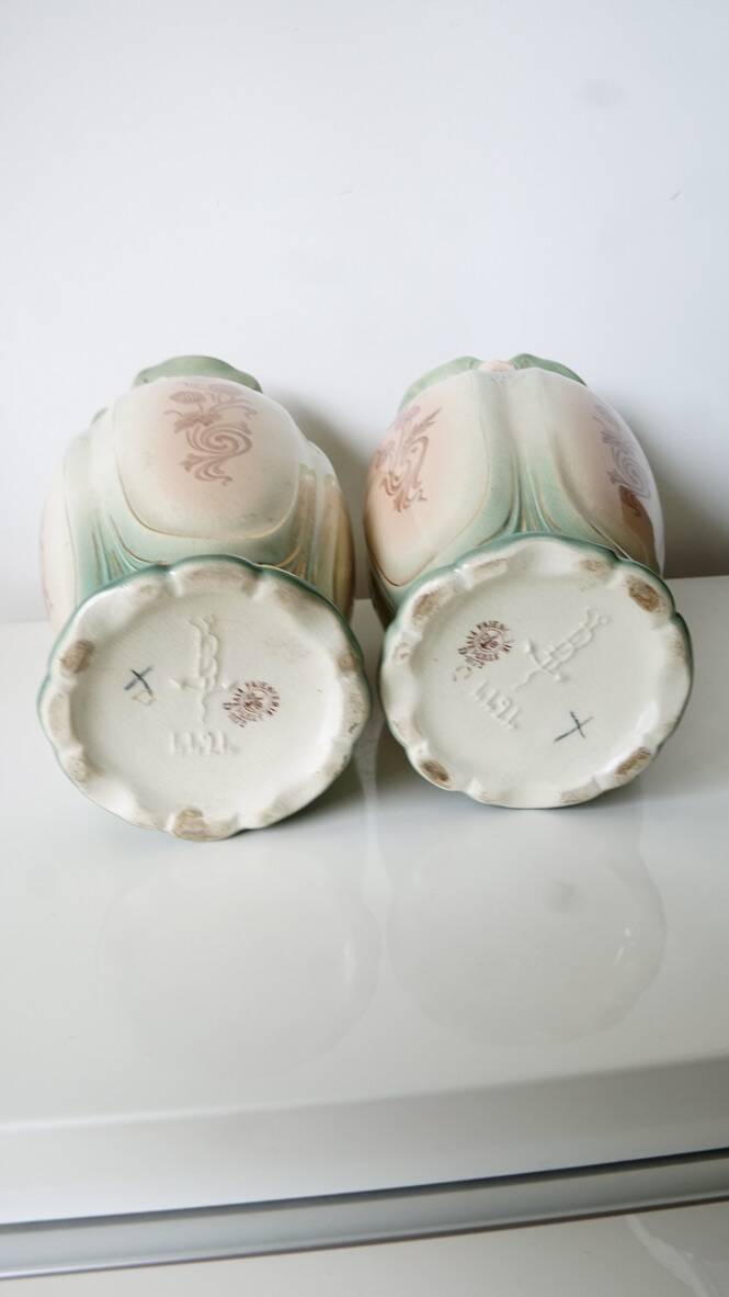 Pair of Art Nouveau vases by Gustave de Bruyn, circa 1900
