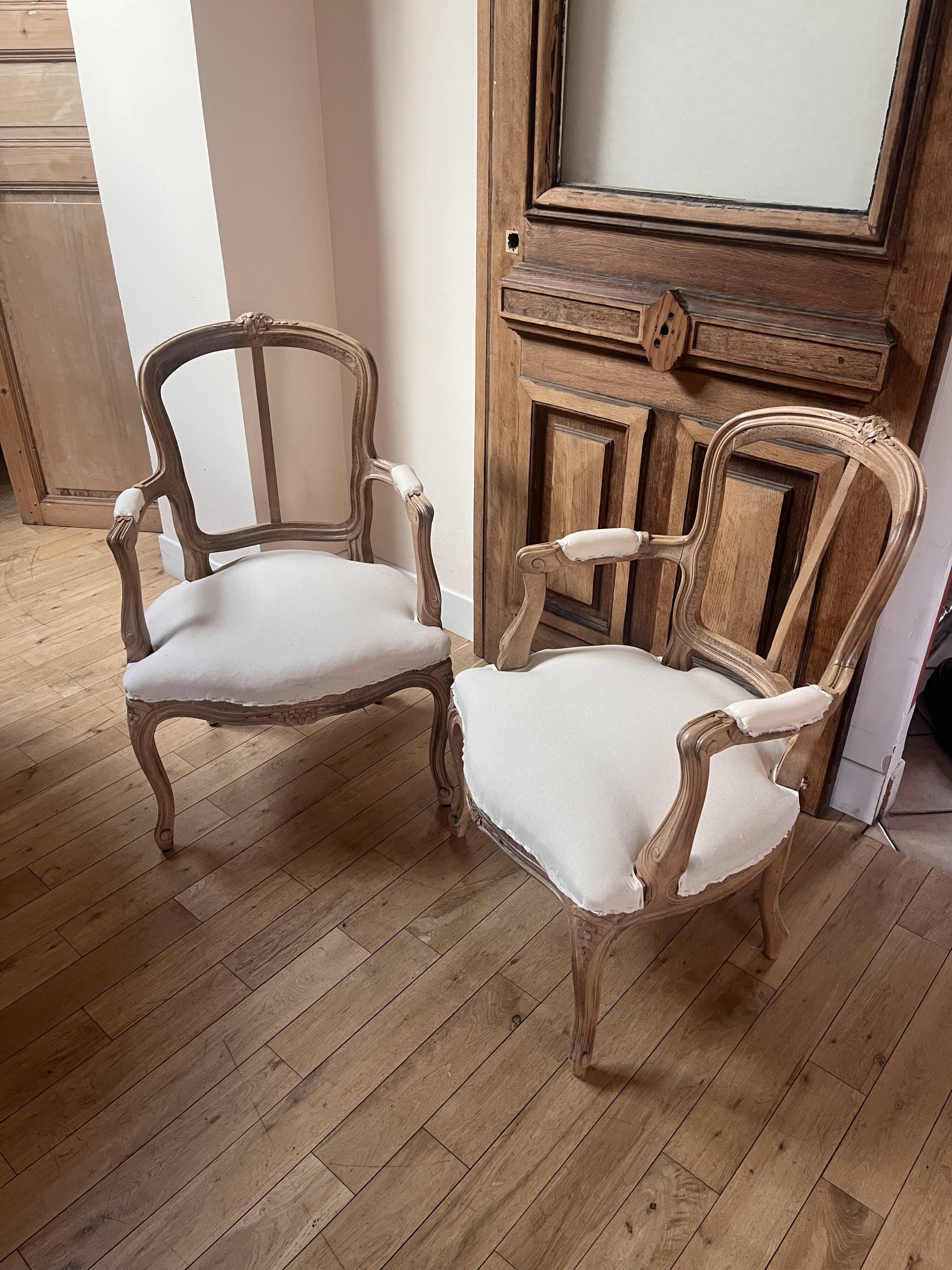Pair of Louis XV Cabriolet Armchairs – Fully Restored – Parisian Style