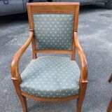 Pair of chair with cherry butt