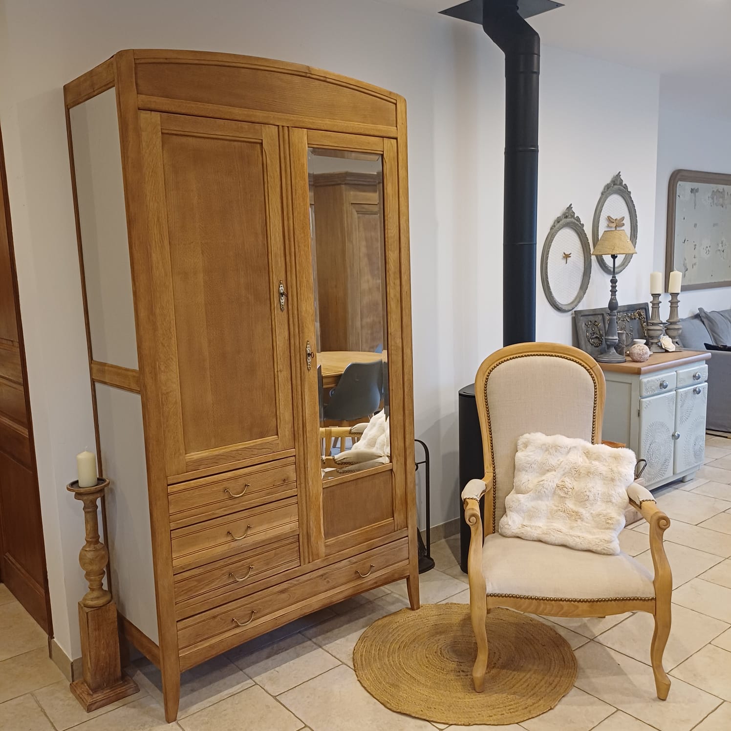 Armoire parisienne 1924