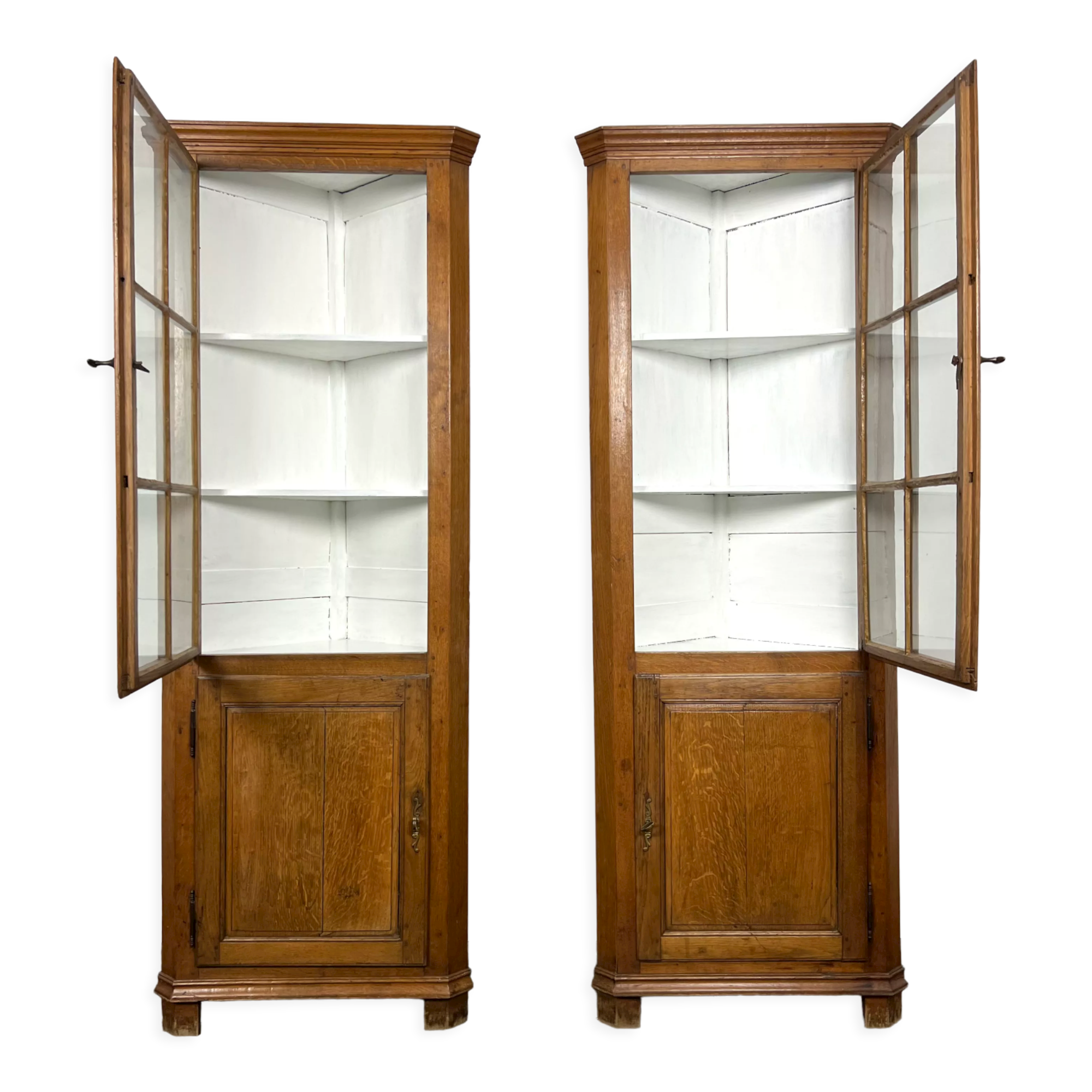 Corner cabinets oak
