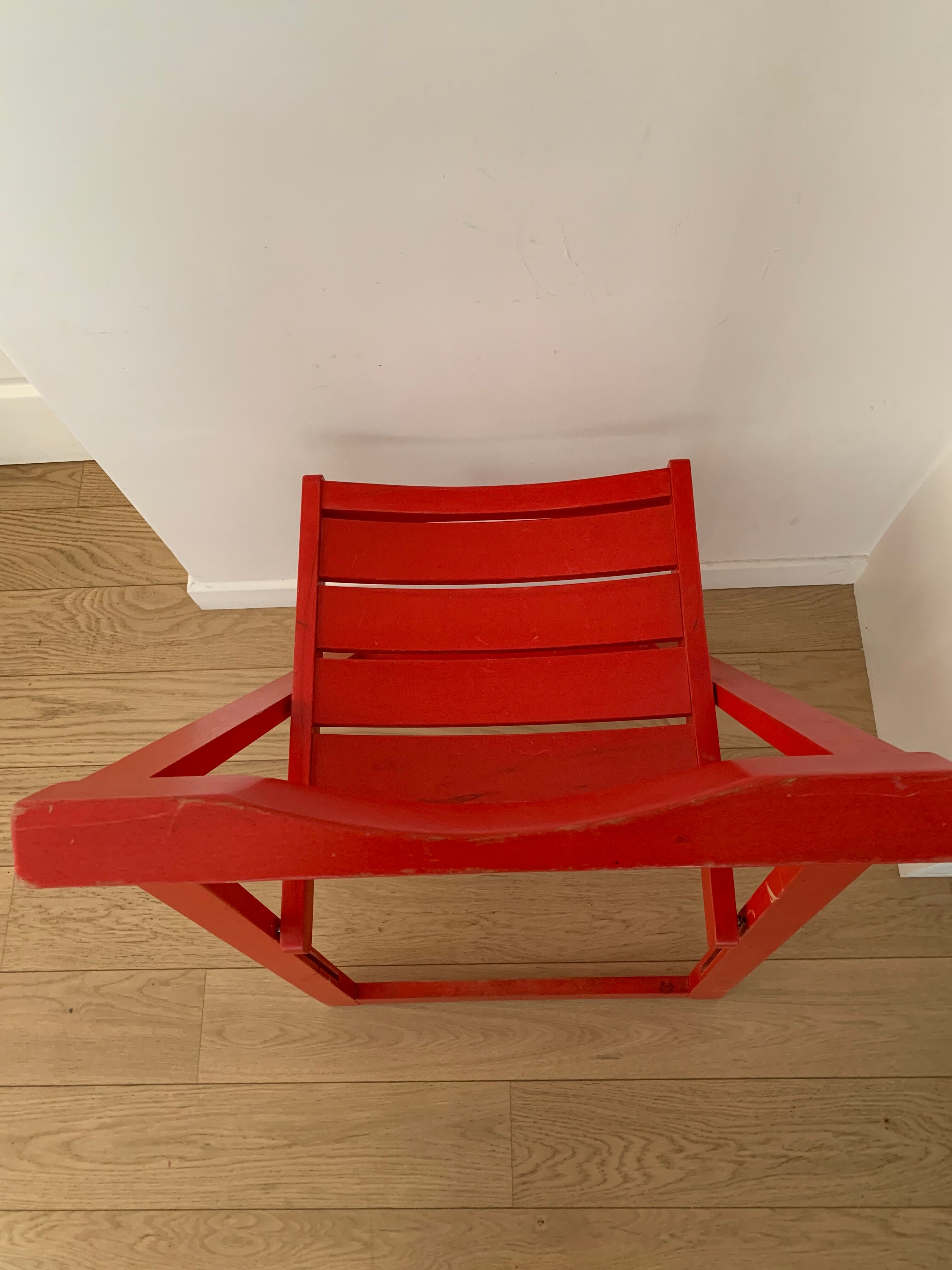 Duo vintage folding chairs