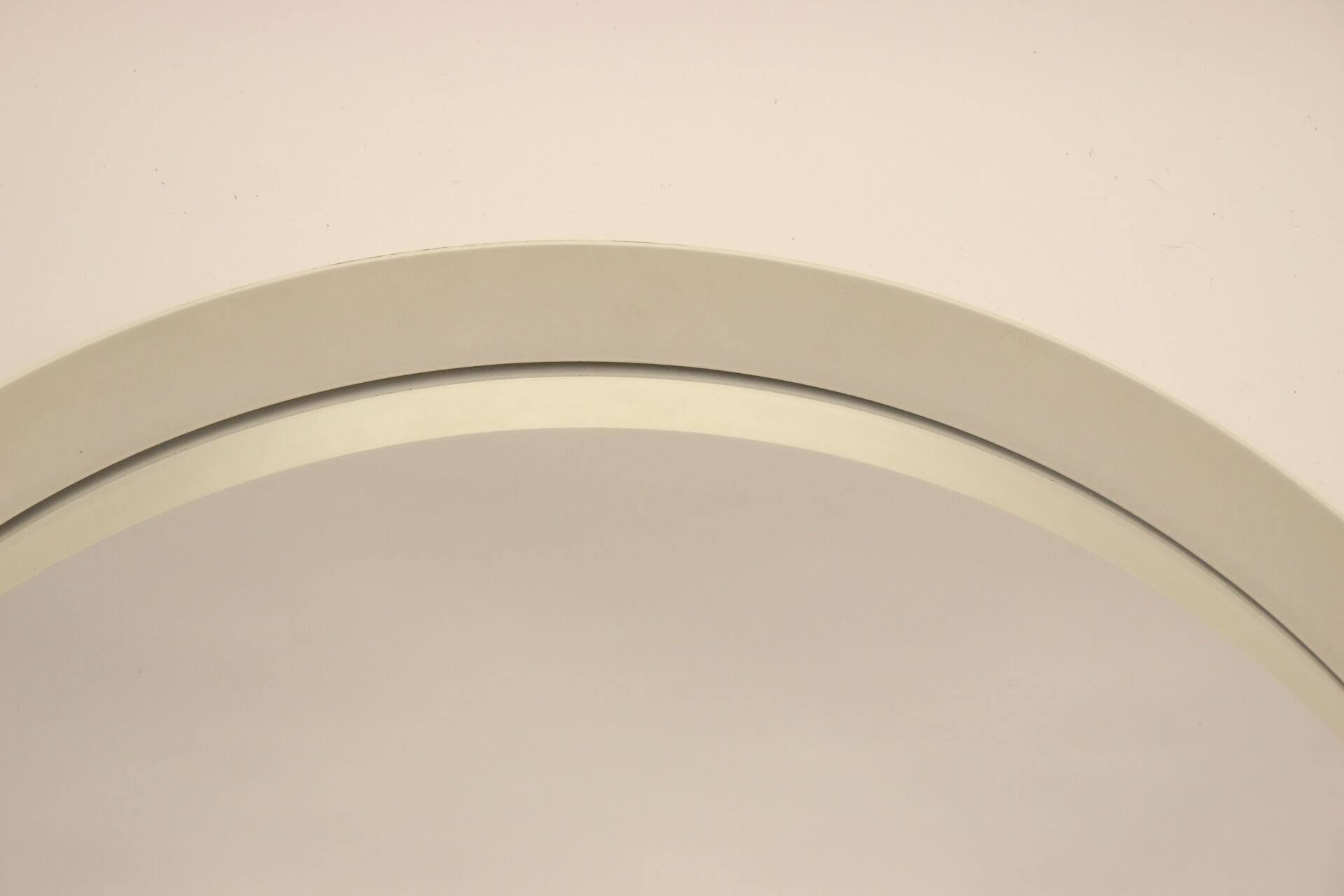 Vintage round white mirror 1960s