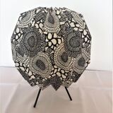 Lampe Sekaï pliée à la main Katazome shi noire