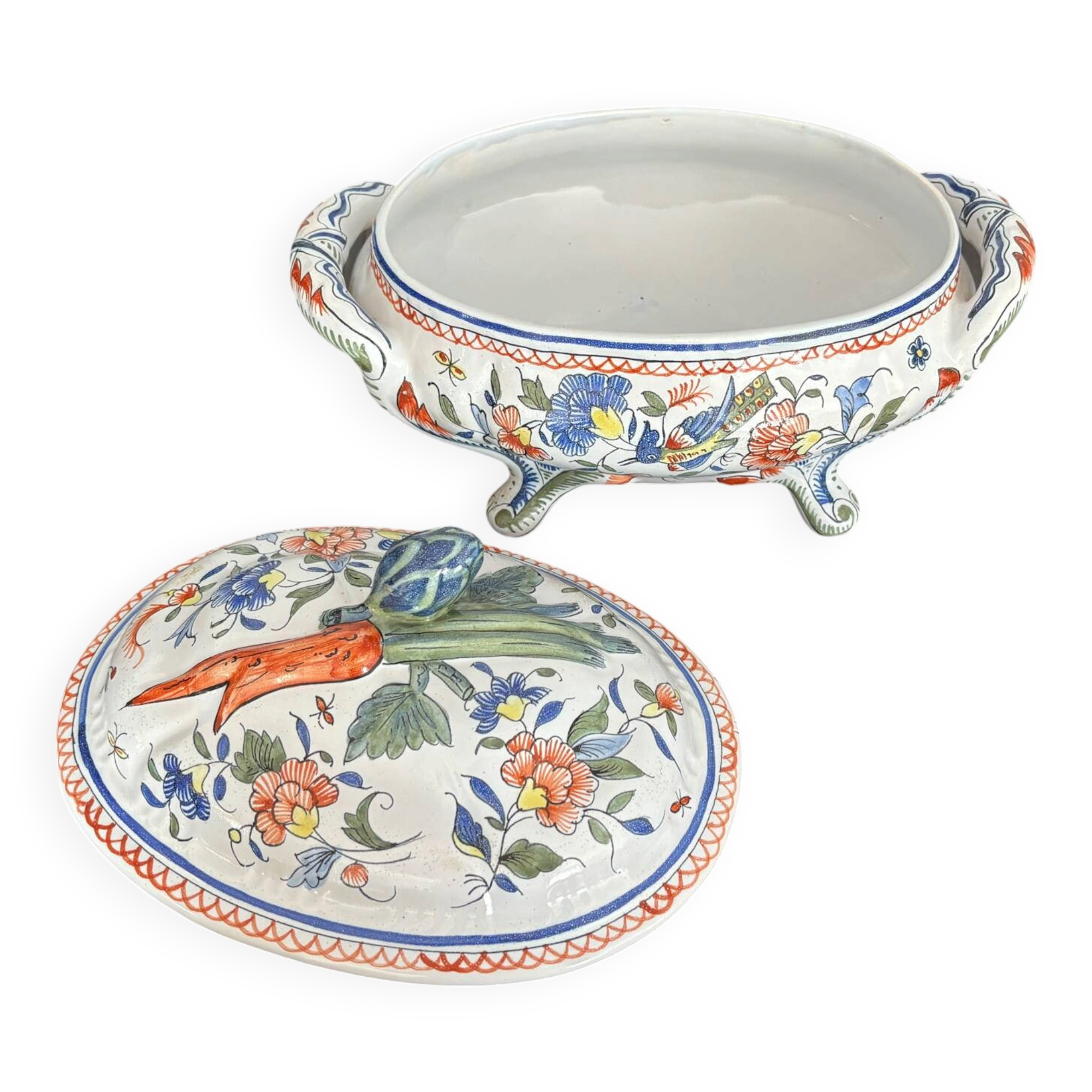 Moustiers Lallier set: soup tureen and matching 40cm dish