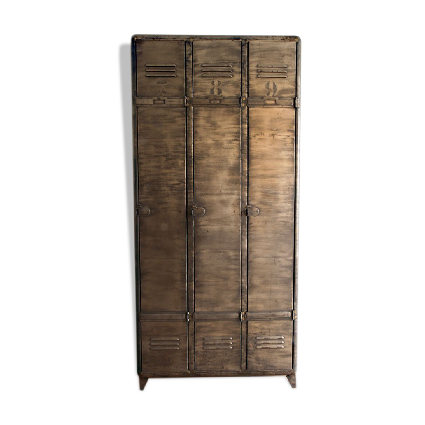 Industrial metal cloakroom 3 doors rounded corners